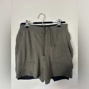Lululemon Textured Tech Short 7" Liner Olive Green Size Medium
